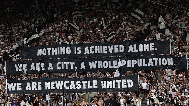 整个夏天, 成为舆论的, aaj