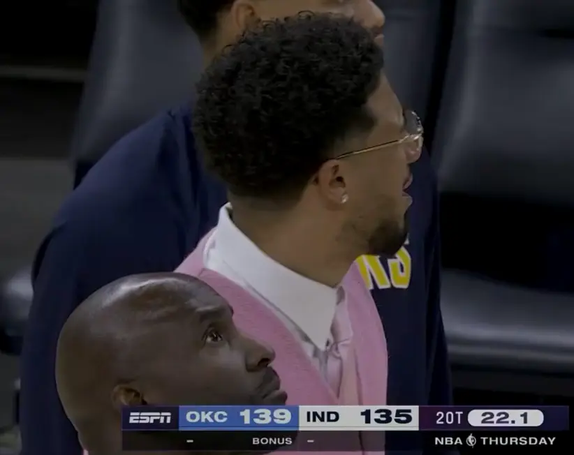 姆波特叫暂, 这是黑哨 姆波特叫暂, 这是黑哨