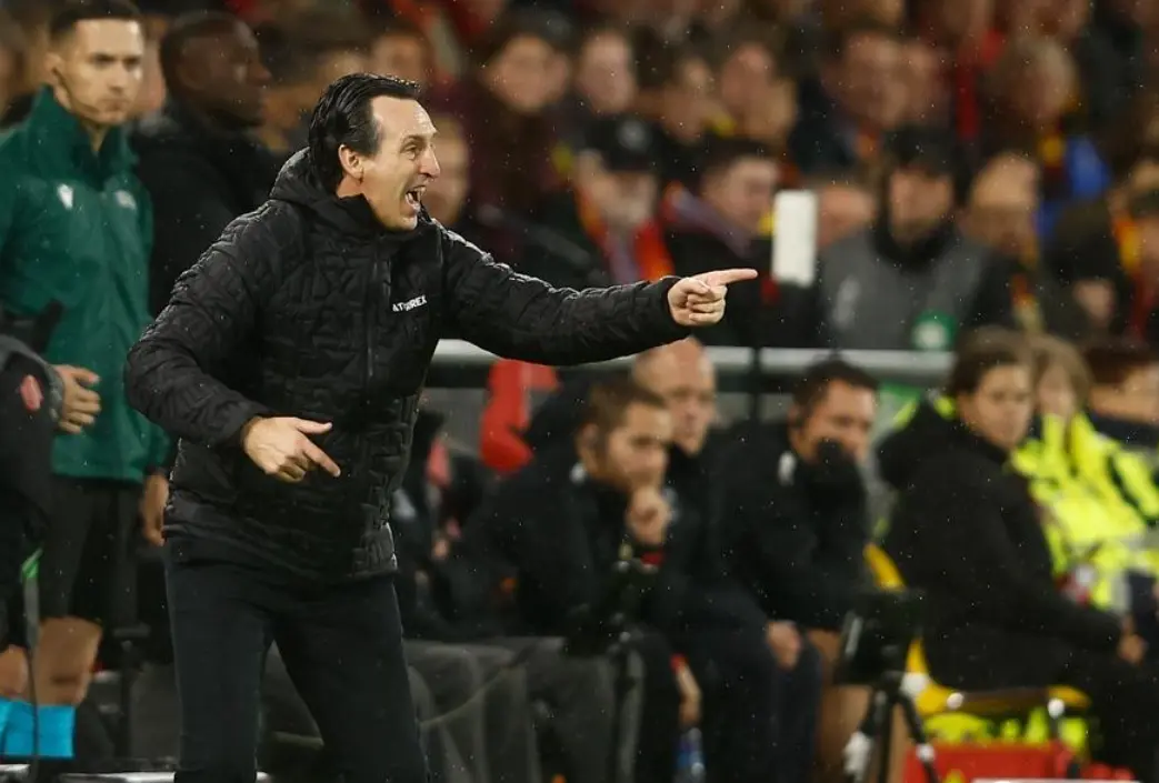 alt, 阿斯顿维拉 alt, 阿斯顿维拉