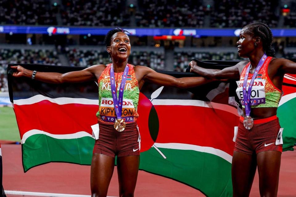 米和两个男 米和两个男